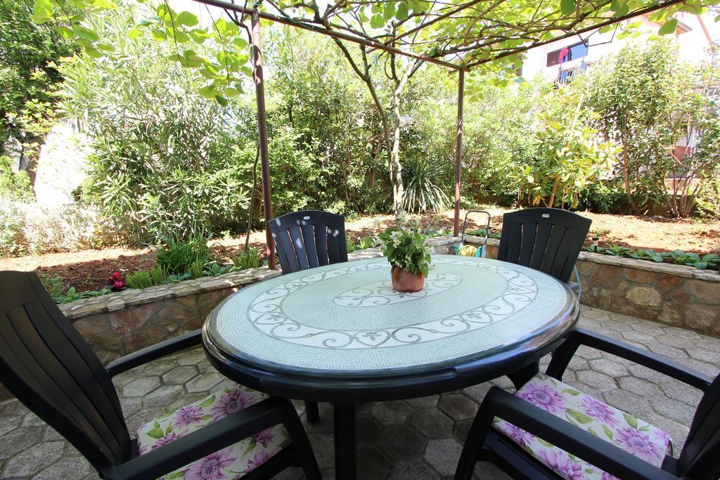 Rooms And Apartment Sanja Rovinj Bilik gambar