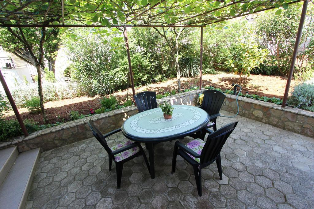 Rooms And Apartment Sanja Rovinj Bilik gambar