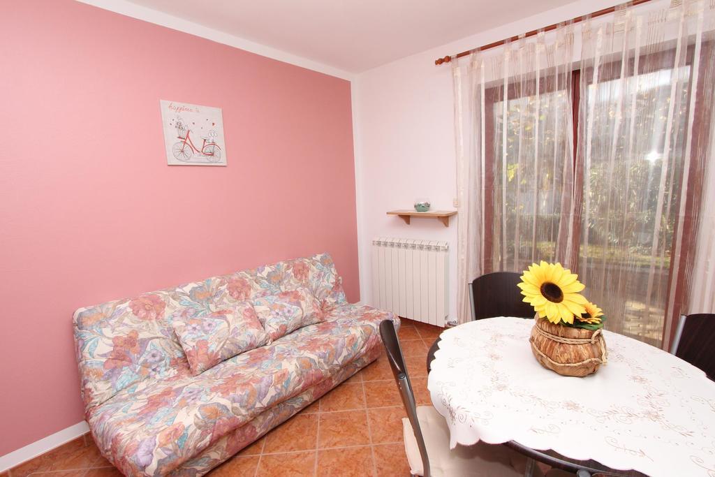 Rooms And Apartment Sanja Rovinj Luaran gambar