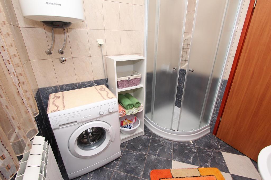 Rooms And Apartment Sanja Rovinj Luaran gambar